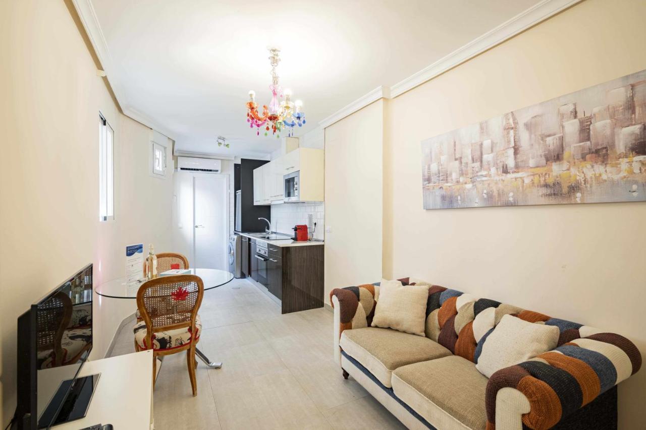 Cuidadosamente Decorado Apartamento Junto Al Metro Madrid Buitenkant foto